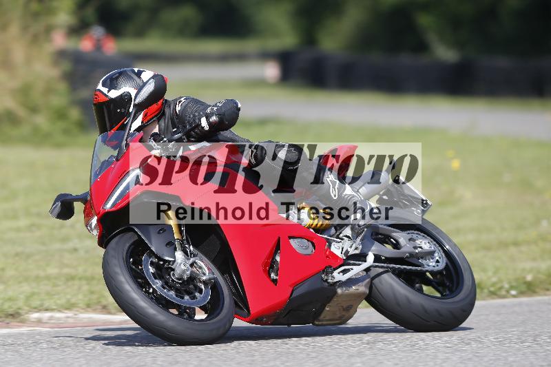 /Archiv-2025/26 11.06.2025 Peter Studer have fun ADR/Gruppe blau/unklar